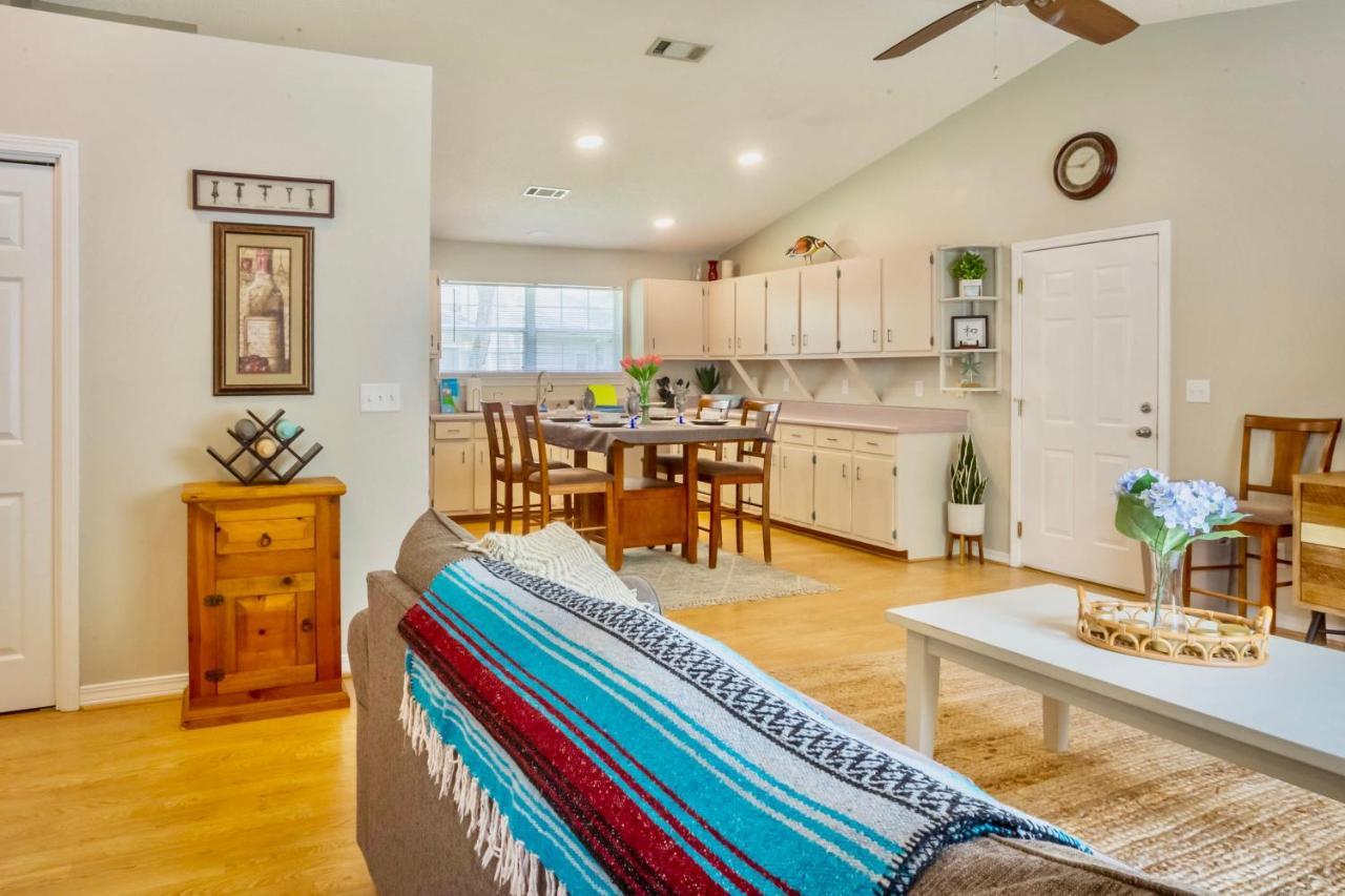 Life'S A Breeze! Updated 3B Home 10 Min To Beach! Gulf Breeze Extérieur photo