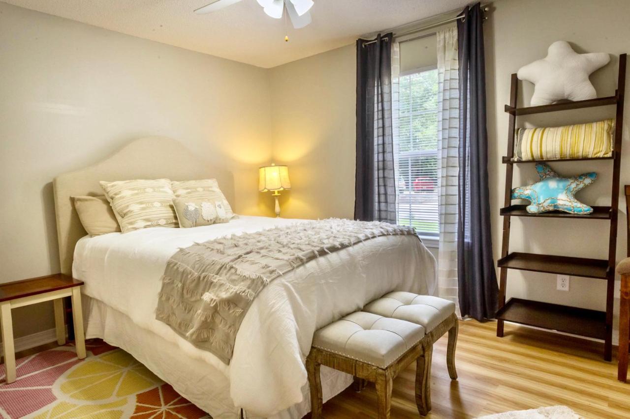 Life'S A Breeze! Updated 3B Home 10 Min To Beach! Gulf Breeze Extérieur photo