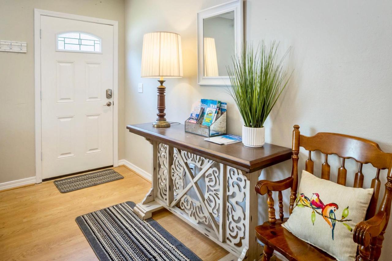 Life'S A Breeze! Updated 3B Home 10 Min To Beach! Gulf Breeze Extérieur photo